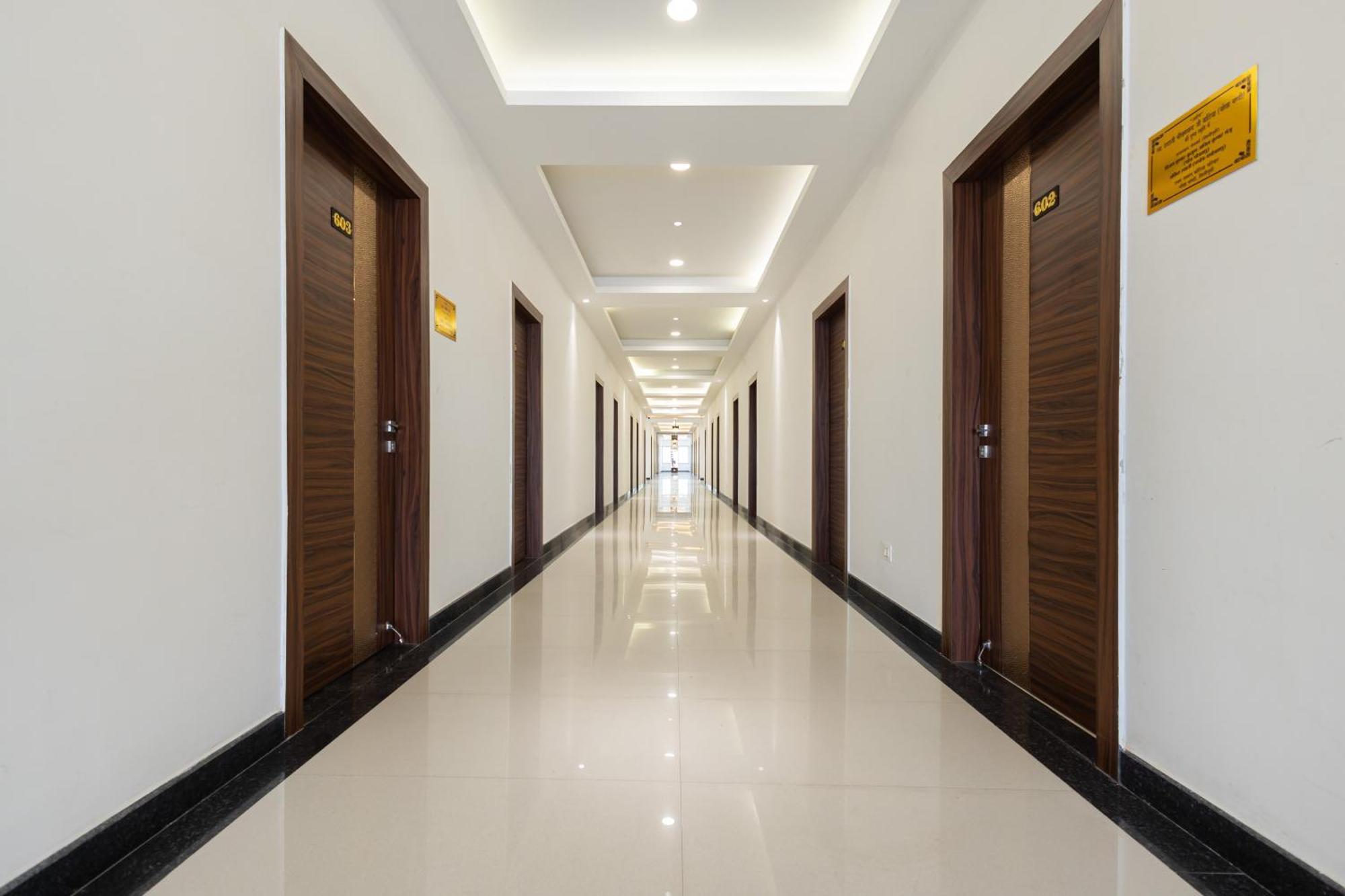 Maryada Maitri Resort -100 Rooms & 3 Banquets Siliguri Dış mekan fotoğraf