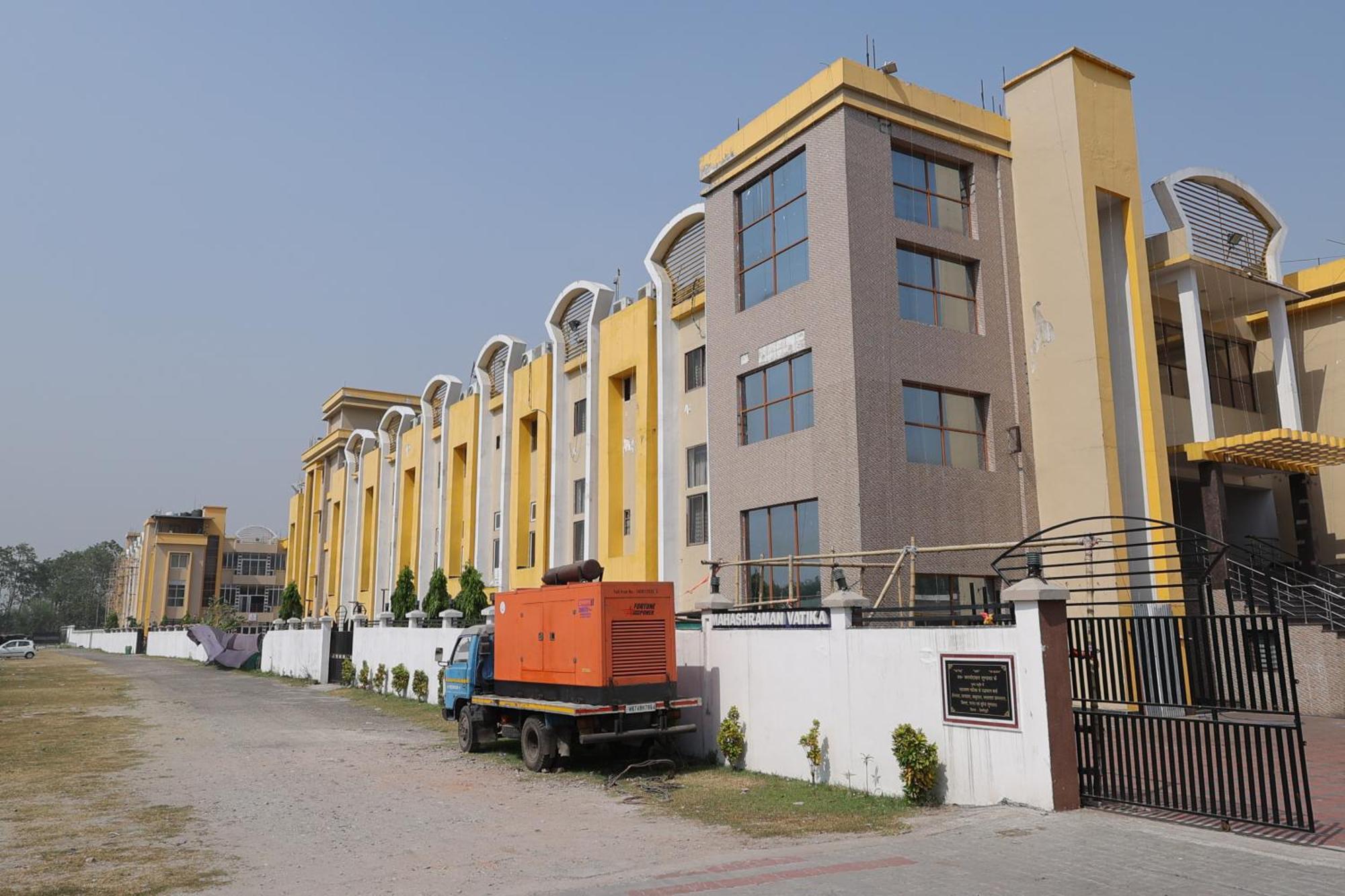 Maryada Maitri Resort -100 Rooms & 3 Banquets Siliguri Dış mekan fotoğraf
